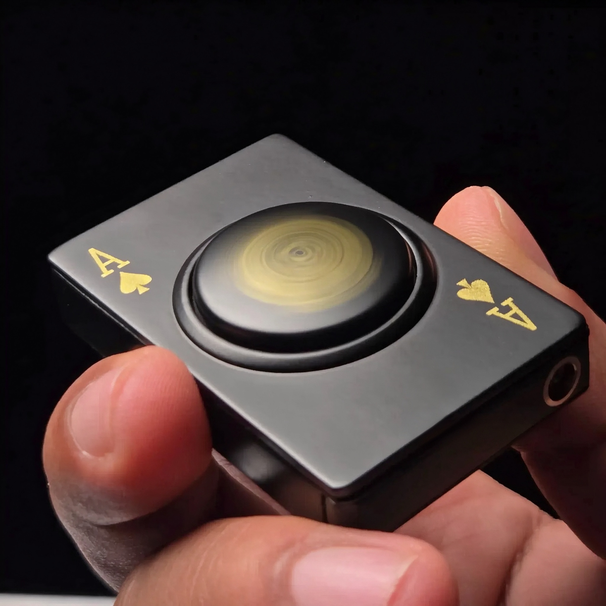 🃏Poker Card Fidget Spinner Lighter - Ace of Spades Design