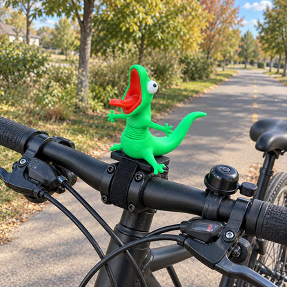 🦎🏍️ Roadside Lizard Buddy – Car & Motorcycle Decor